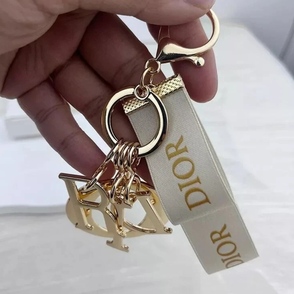 DIOR VIP  Key Chain Bag Charm - Picture 3 of 4